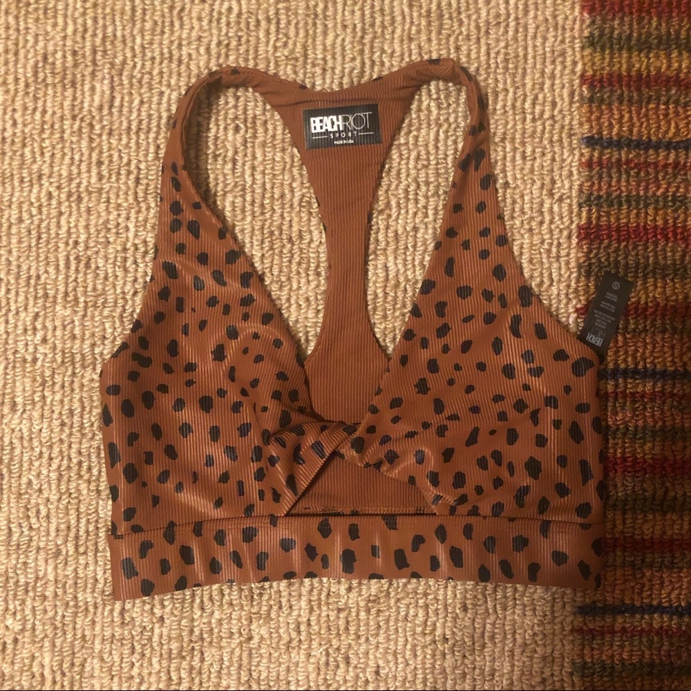 NWOT Beach Riot Twist Top